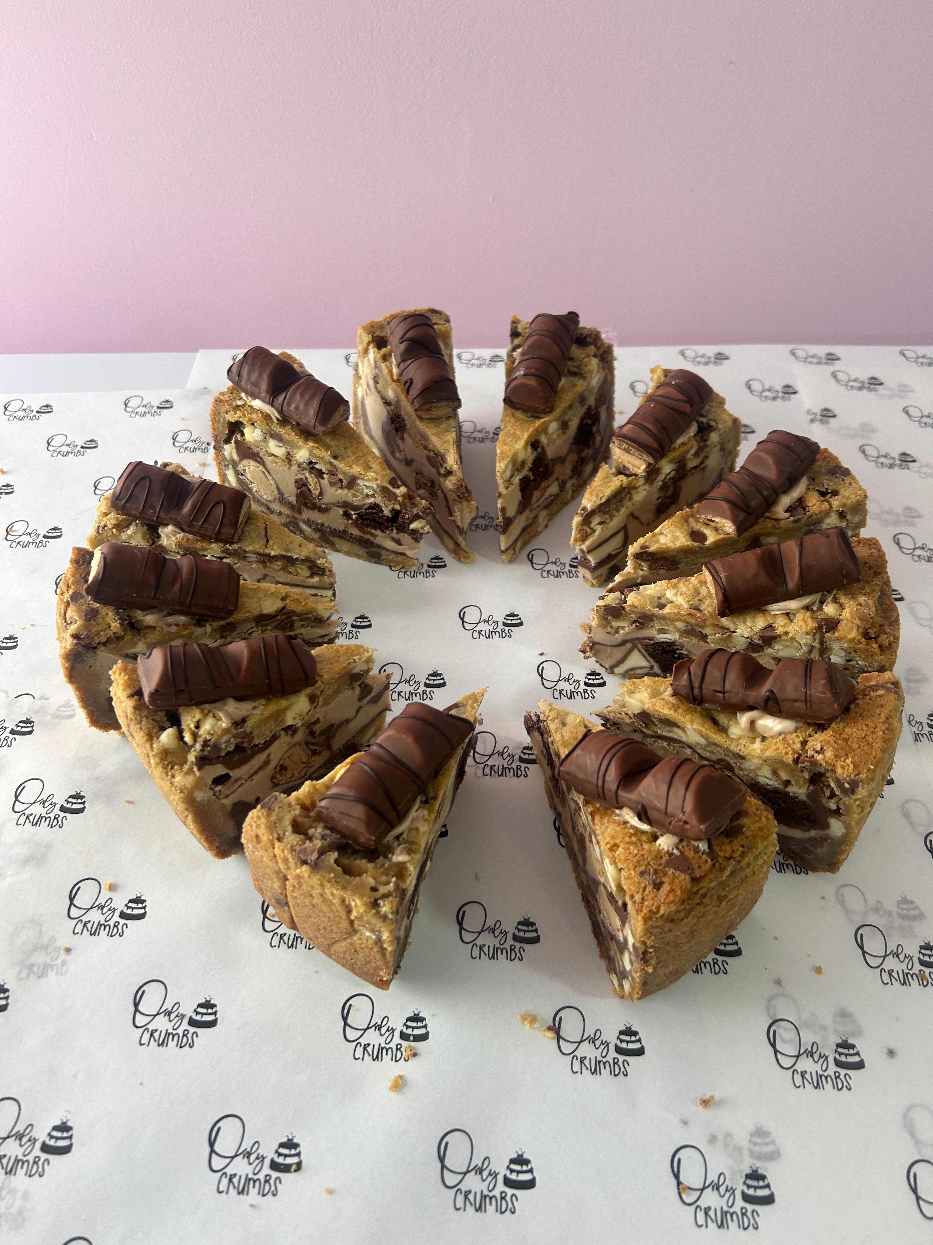 Bueno - Milk & White Choc Chunk (Whole Cookie)