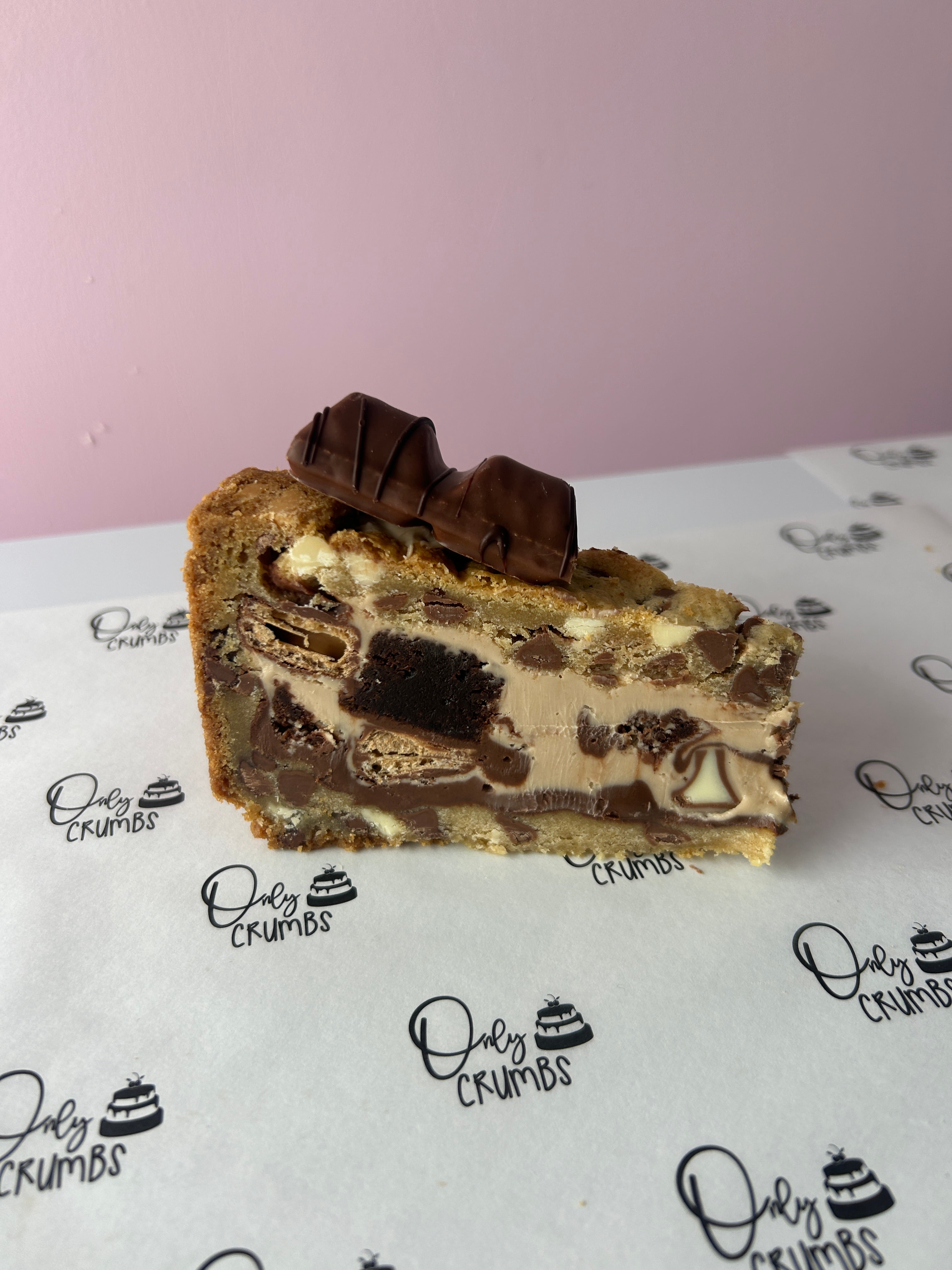 Bueno - Milk & White Choc Chunk (Whole Cookie)